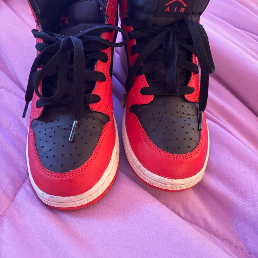 Jordan Kids Red and Black Sneakers